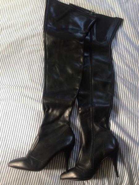 New Black knee-high boots size 5