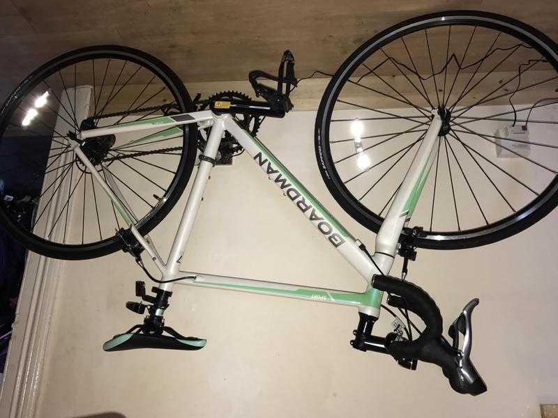 New Boardman road bike for sale