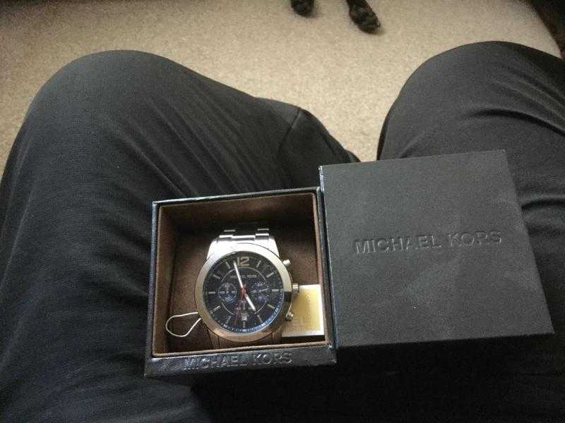 New boxed genuine Micheal kors watch