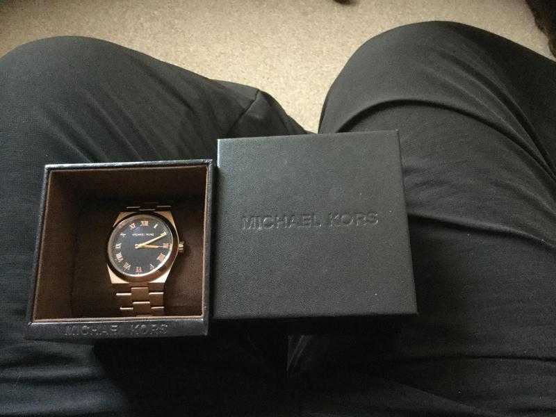 New boxed genuine rose gold Micheal kors watch