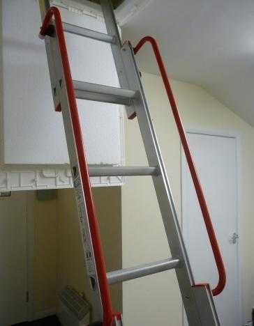 New BPS Sliding Loft Ladder, 3 Sections with 2 Handrails. Very strong - maximum load up to 150kg