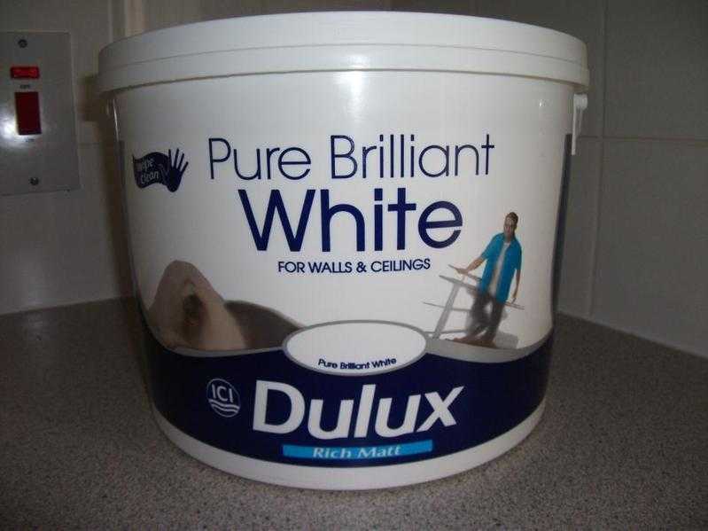 New Dulux Emulsion - Large Tub