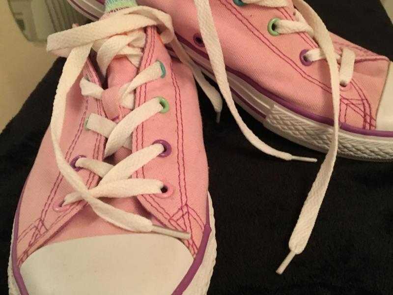 New Ladiesgirls pink Converse