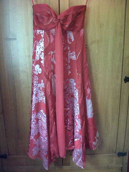 New Monsoon Red Patterned Silk EveningProm Dress - Size ...