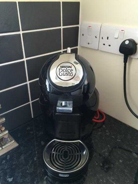 new nescafe dolce gusto black coffee machine