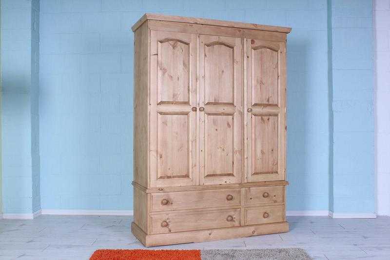 NEW-QUALITY SOLID PINE WARDROBE 4 DRAWERS NOT IMPORT OR FLAT PACKED-CAN COURIER