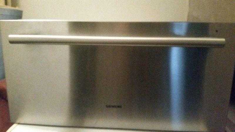 New - Siemens Stainless Steel Warming Drawer