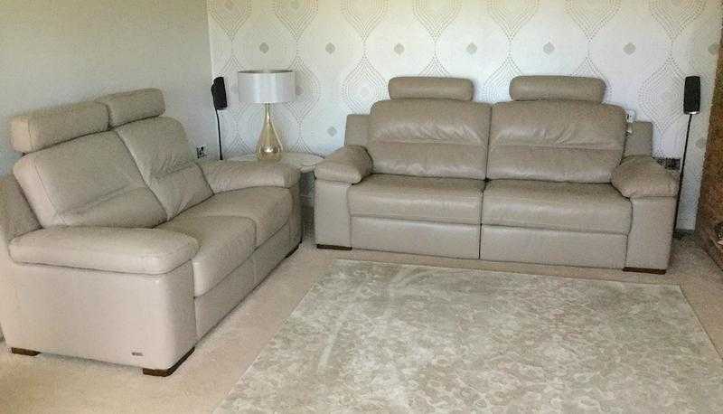 NEW SOFOLOGY LAZIO - Stunning 2x (un-used) Leather Sofas. inc, Double Power Recliner with headrests