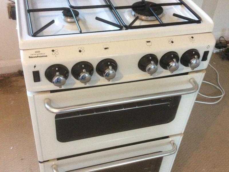 New World 500Tsidl Gas Cooker - 1 year old