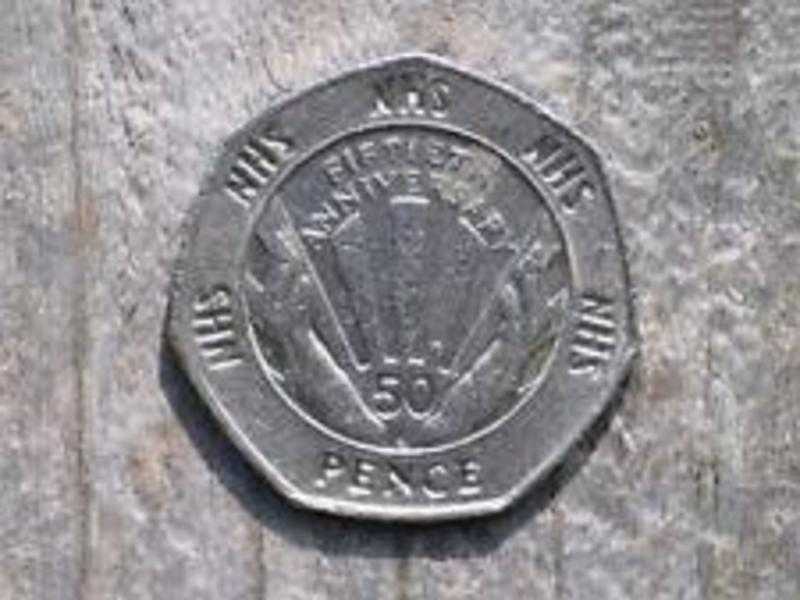 NHS  FIFTIETH ANNIVERSARY 50P PIECE 1948 - 1998 Collectible  rare coin