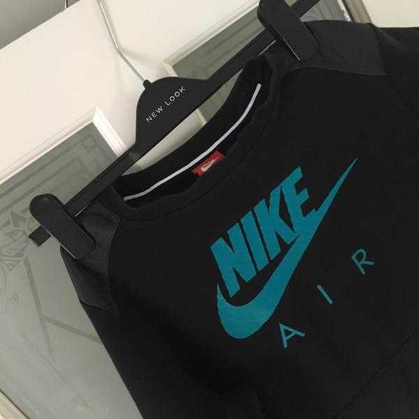 Nike Sweatshirt