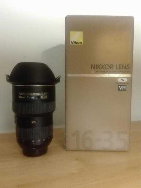 Nikkor 16-35 f4 vr N professional lens