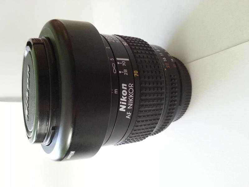 Nikon 28-70 3.5 zoom lens