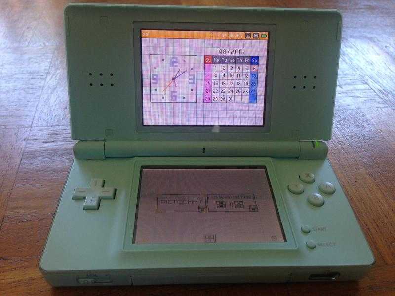 Nintendo DS lite