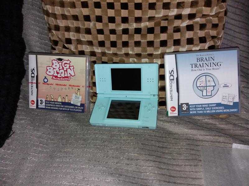 Nintendo DS lite and 2 brain training games