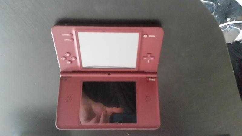 NINTENDO DS XL(with charger)