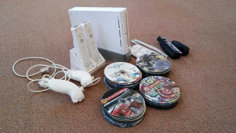 Nintendo Wii Bundle With Massive Amount Of Games