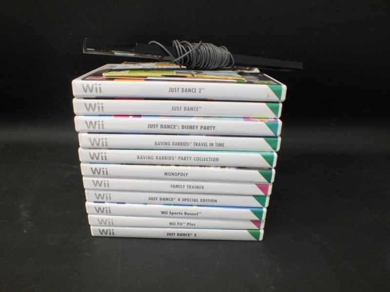 NINTENDO WII  CONSOLE BUNDLE