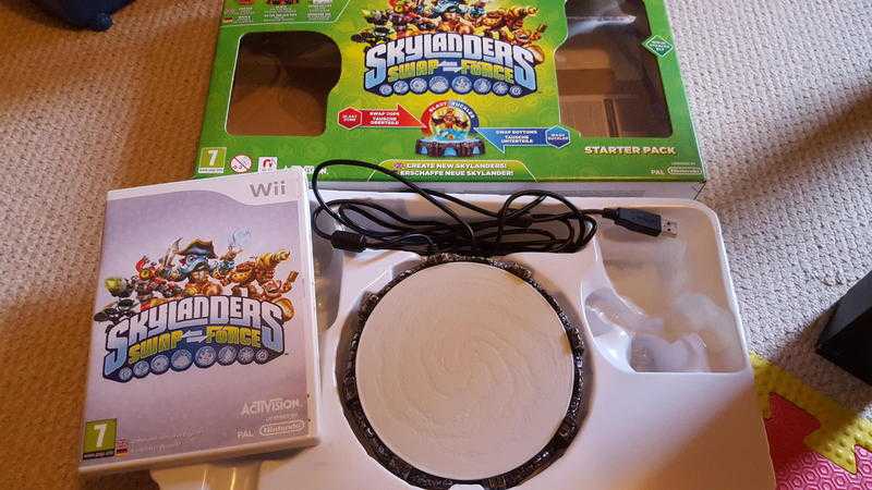 Nintendo wii Skylanders Swap force  portal  game