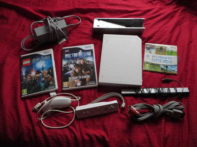 NINTENDO WII with GAMES