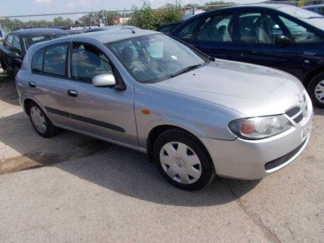 Nissan Almera 2002