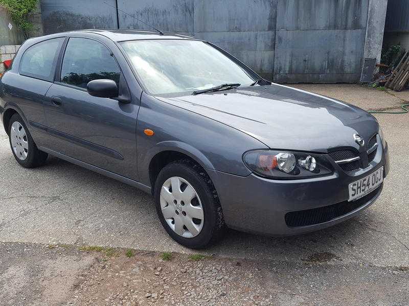 Nissan Almera 2004