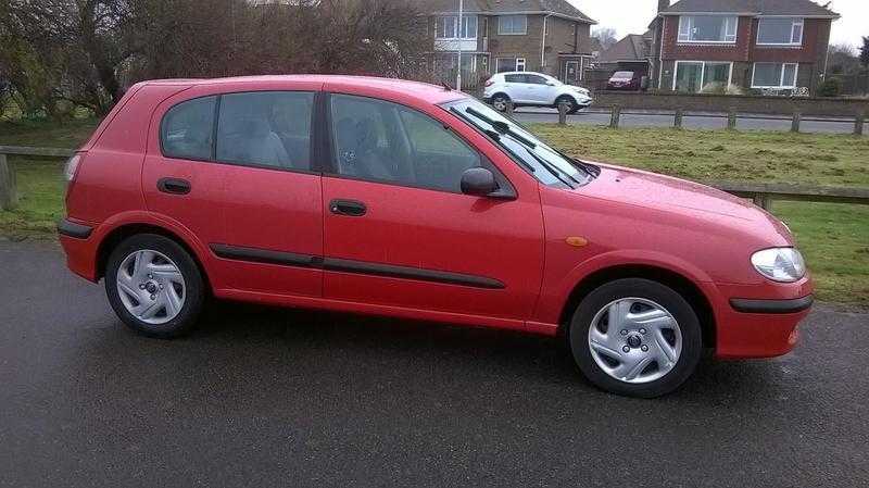 NISSAN ALMERA AUTOMATIC 02 REG