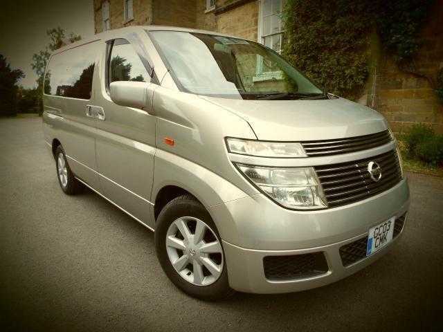 Nissan Elgrand 2003