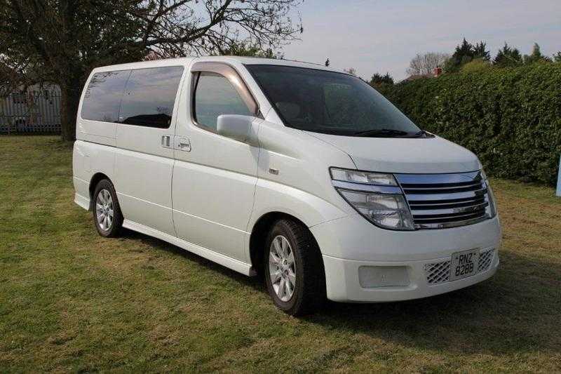 Nissan Elgrand 2003