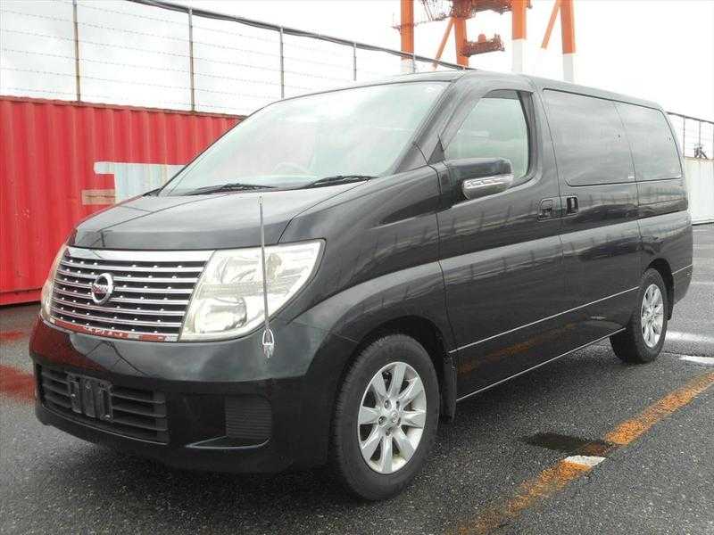 Nissan Elgrand Year 2005