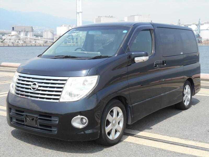 Nissan Elgrand Year 2005