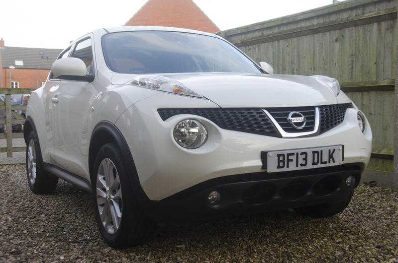 Nissan Juke 1.6 16v Acenta Premium Pack 5dr SAT NAV- REAR CAMERA