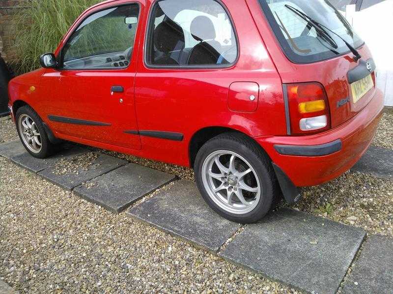 Nissan Micra 2000 private plate