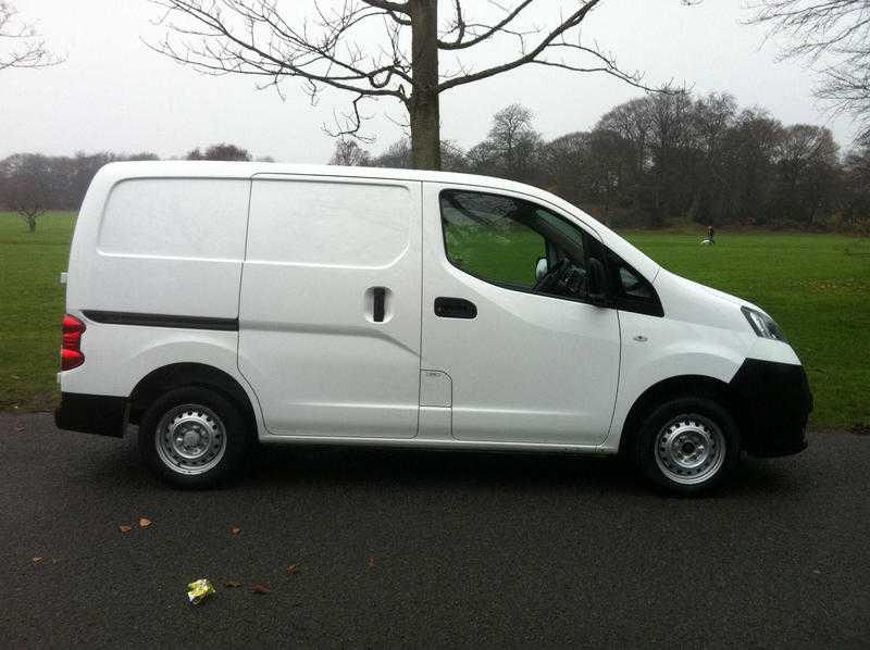 Nissan Nv200 2010