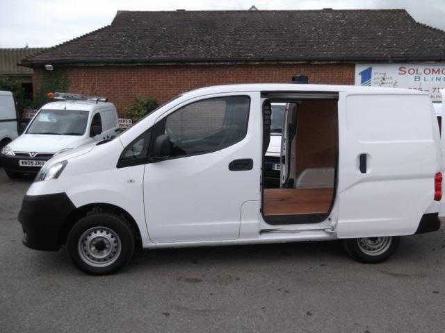 Nissan NV200 2013