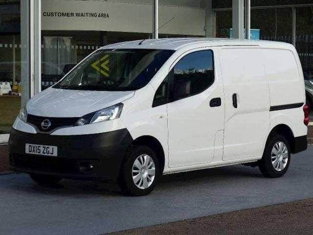 Nissan NV200 2015