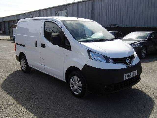 Nissan NV200 2016