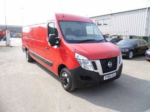 Nissan NV400 2015