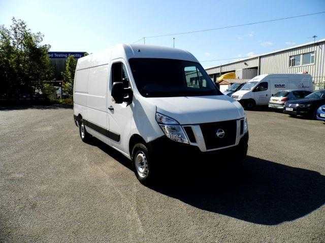 Nissan NV400 2016