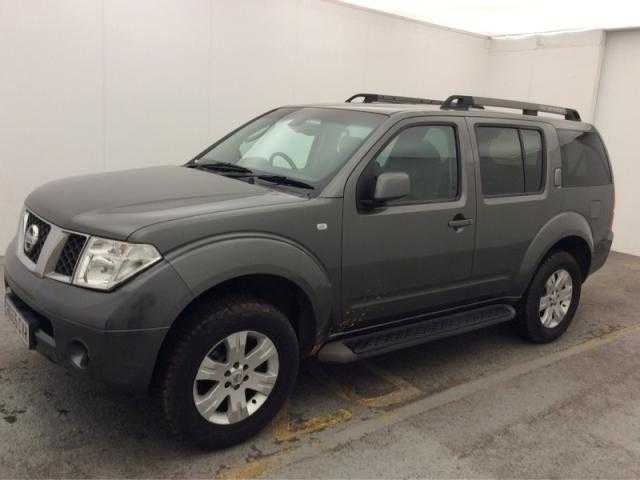 Nissan Pathfinder 2005