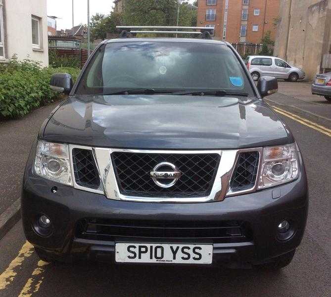 Nissan Pathfinder 2010