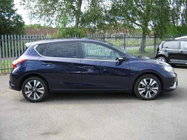 Nissan Pulsar 2015