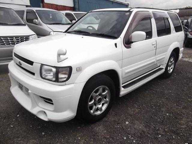 Nissan Terrano 1996