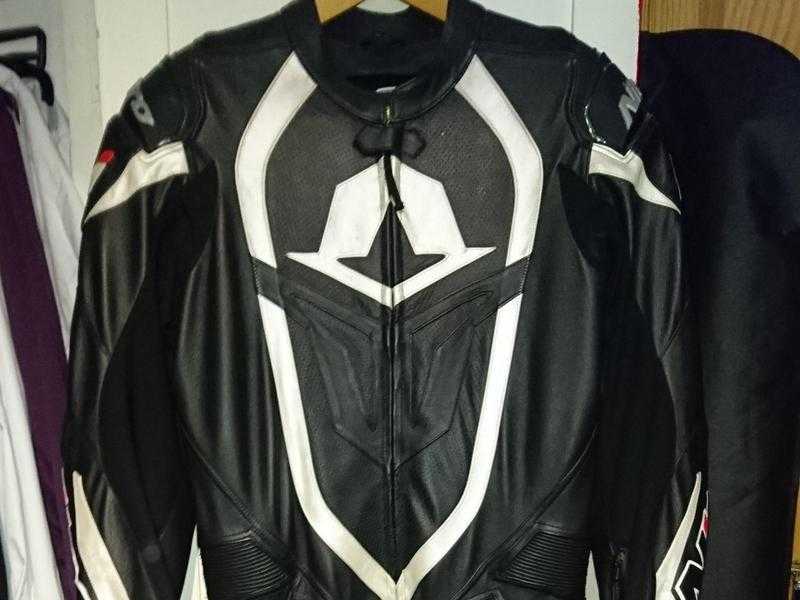 Nitro onepiece motorcycle leather