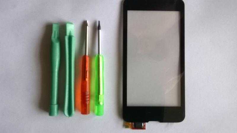 Nokia Lumia 520 touch screen digitizer and frame with tools