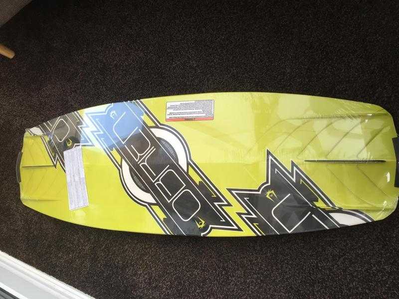 O039Brien Decade 134 wakeboard brand new