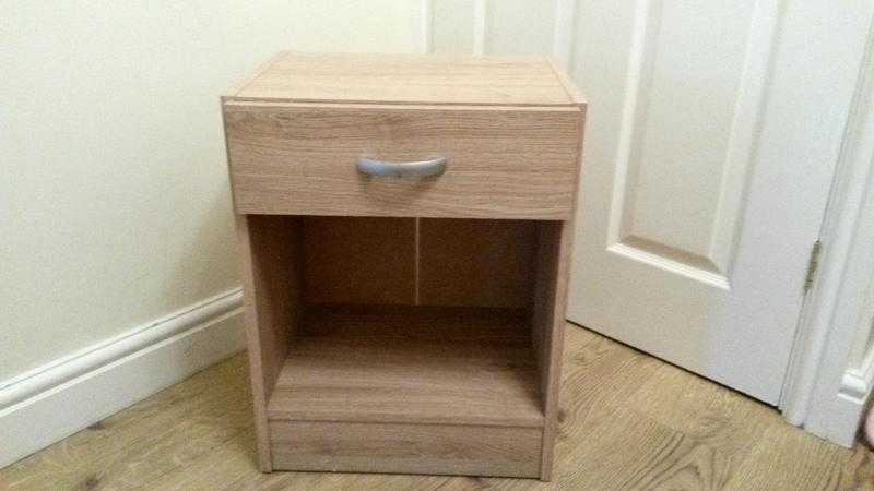 Oak-Affect Bedside Cabinet