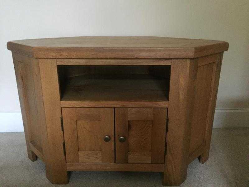 Oak Corner TV Cabinet