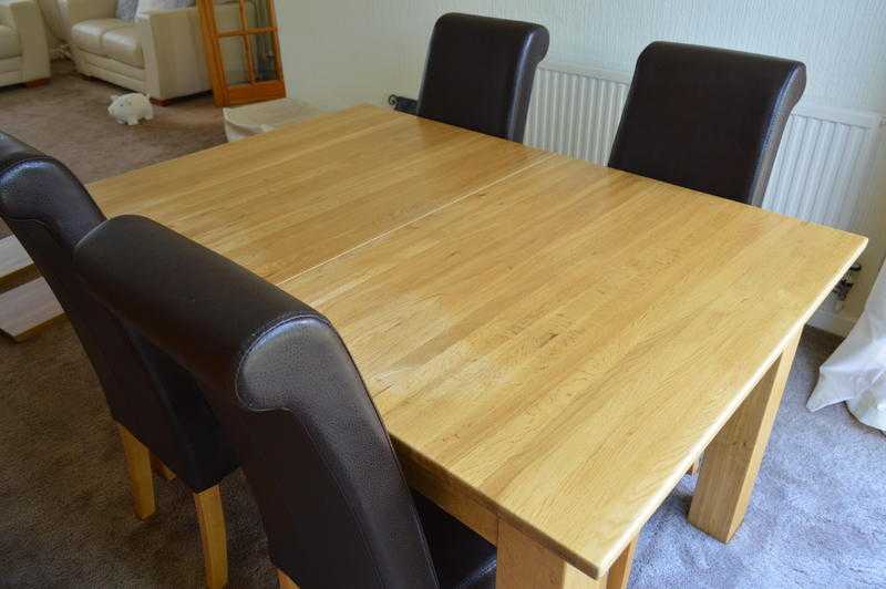 Oak dining table