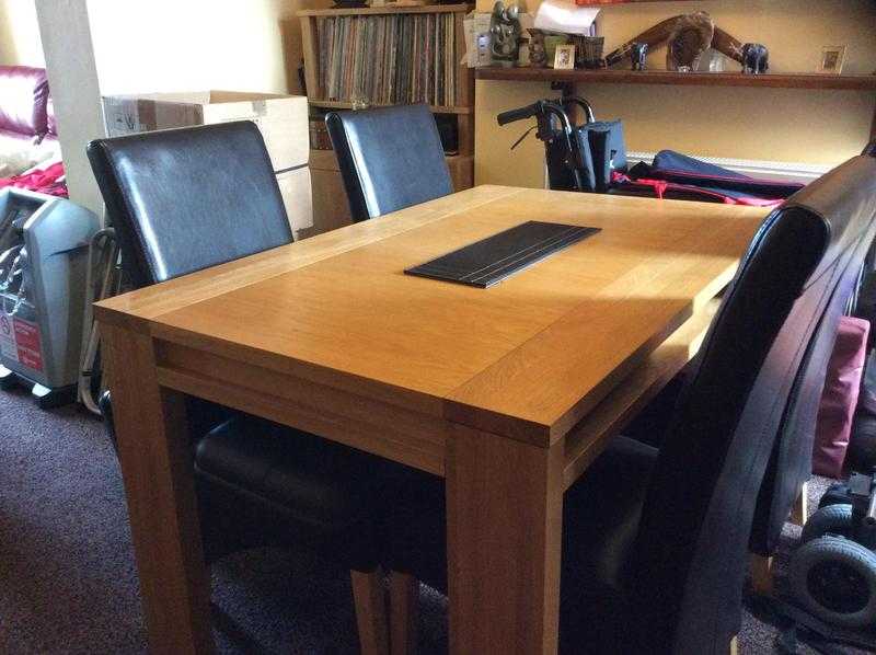 Oak Dining Table and Leather Chairs